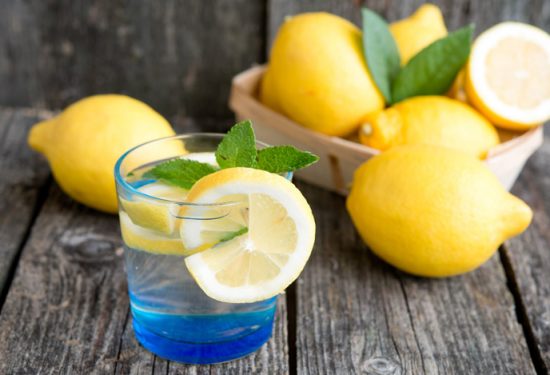 Drink Water with Lemon to get Rid of Pills If You got any of these Problems