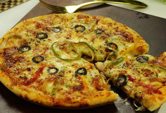 Chicken Pizza Recipe (With Sausages) 